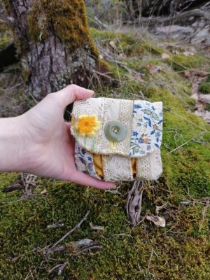 Porte-monnaie, "Petit pain", "Narcisse", tapissier, jean et coton ...