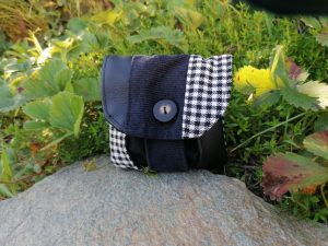 Porte-monnaie, "Petit pain", Ska noir et blanc, simili , velours et tapissier, coton ...