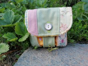 Porte-monnaie, "Petit pain", Douceur printanière, tapissier, coton ...