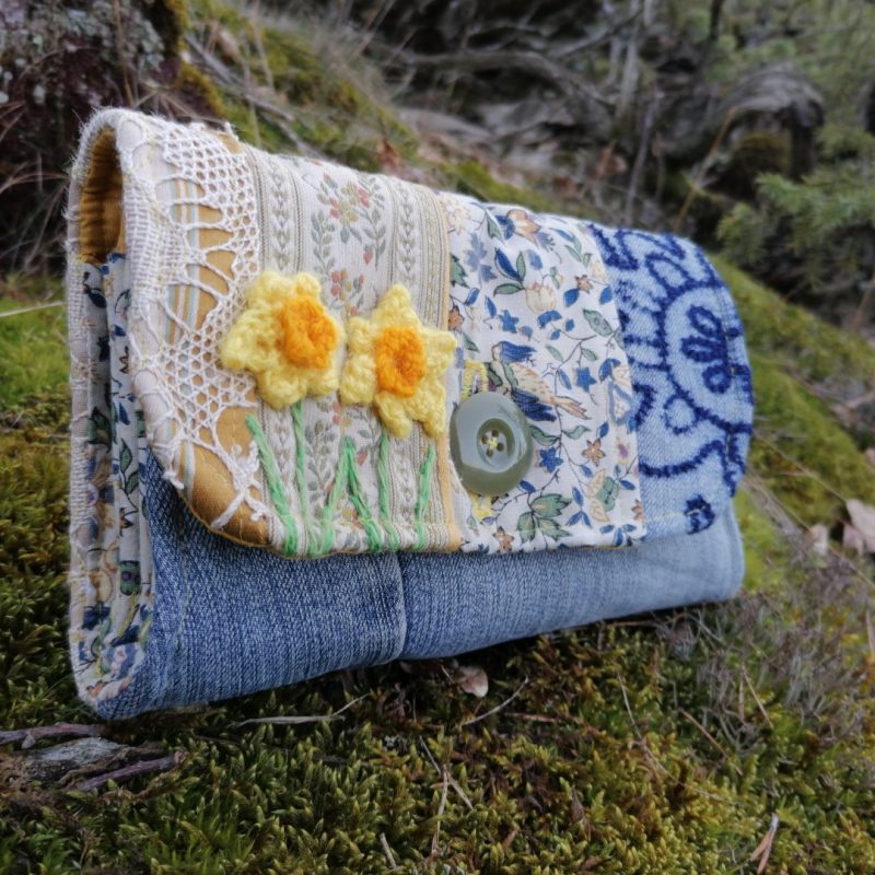 Portefeuille soufflet « Narcisse »,biquette 3d, tissus de tapissier, coton, simili, bouton vintage