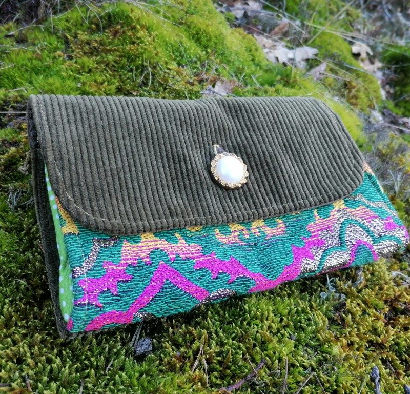 Portefeuille soufflet « Précieuse Holi tout en douceur » Velours, tissus d’ameublement et coton