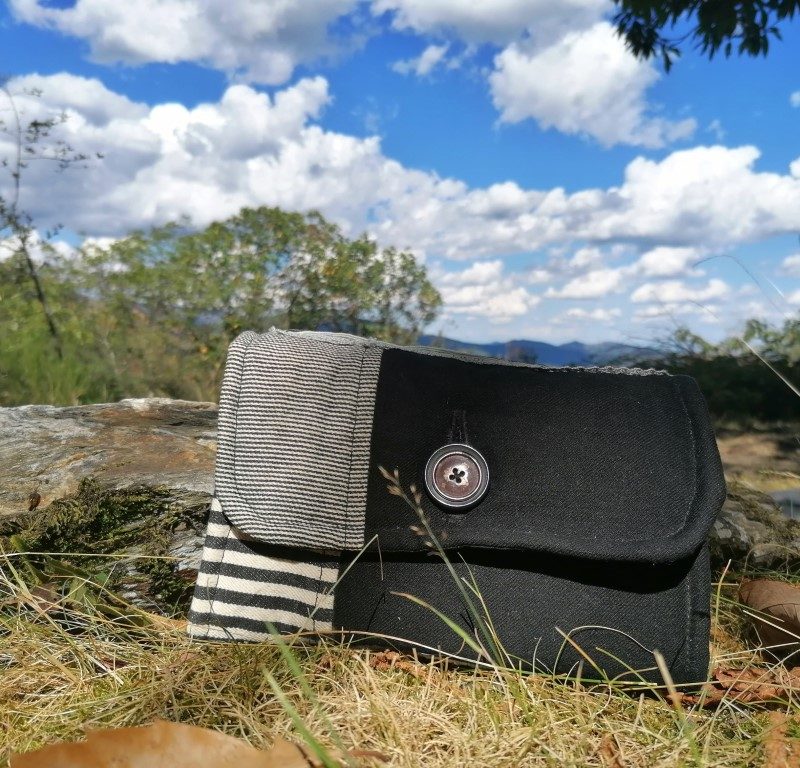 Portefeuille soufflet « Skapique » , jeans et coton bouton vintages