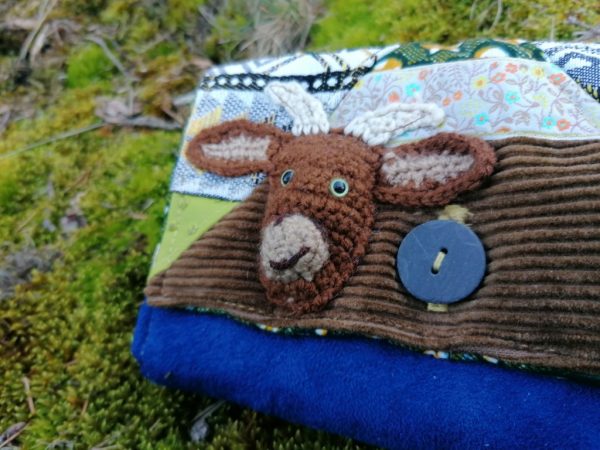 Portefeuille soufflet "Qui rend chèvre ! ", "Ethnique afrique bleu green" Cotons, similicuir, suédine, biquette grise en 3d