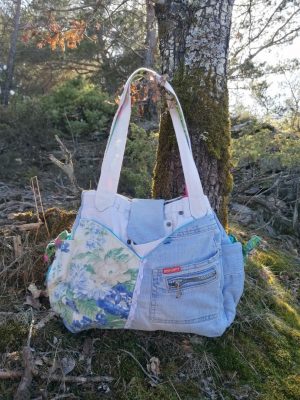 Sac à main "Tulipe", "La nostalgie passé... Qui aura marqué son temps..." , tissus d'ameublement, Jean et coton