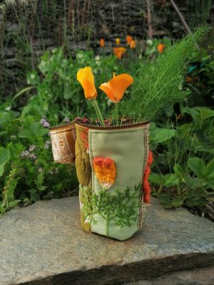 Trousse , à crayons, range bouteille, "Pot de Pavots de Californie "