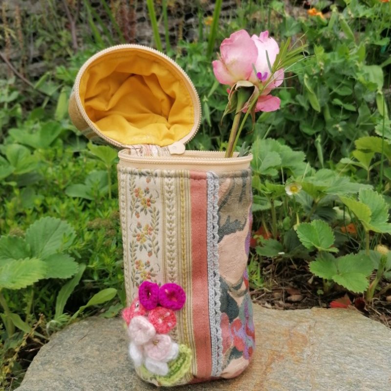 Trousse , à crayons, range bouteille, « Pot de douceur Digicynthe »