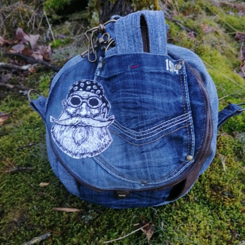 La caraboule , Besace ronde , « Biker « , simili , jean, et coton