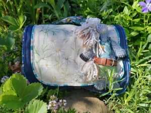 Petit sacs, "Bouscas", Miss Pimprenelle , simili, coton, ponette crochetée 3d, cotons, passe poils...