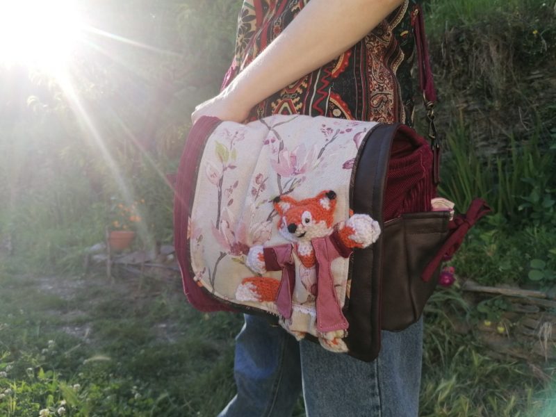 Petite Besace de survie, "Miss Fox" , motif renard 3d, velours, simili et coton – Image 6