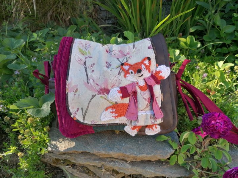 Petite Besace de survie, "Miss Fox" , motif renard 3d, velours, simili et coton – Image 3