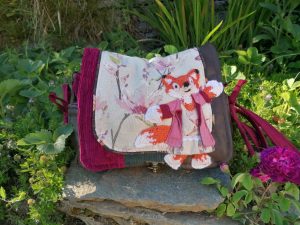 Petite Besace de survie, "Miss Fox" , motif renard 3d, velours, simili et coton