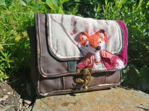 Petite Pochette, "Castagne", "Miss fox" , motif renard 3d simili, coton, motifs fleuris, passe poils...