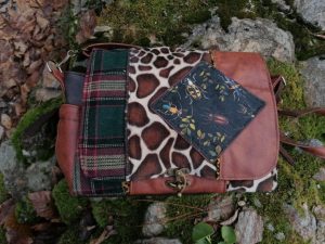 Sac, petite Besace de survie Édition "Tribes Coléoptère ", simili, fausse fourrure tissus, motif coléoptère , cotons ...