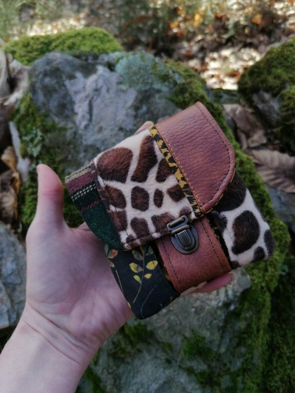 Porte-monnaie, "Petit pain", "Tribes coléoptères", simili , coton fausse fourrure, fermoir cartable