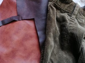 La caraboule, sac rond ,Besace ronde ,Scottish witch of the woods de Carole