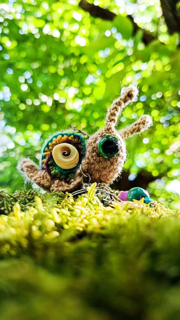 Porte-clés Escargots au Crochet – Mousses & Clairières - œil de Shiva , amigurumi, talisman